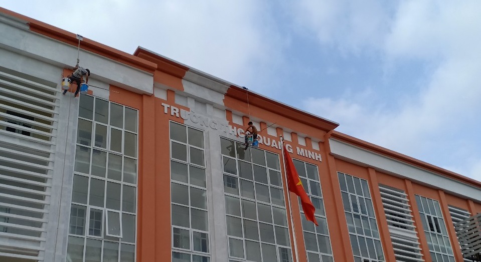 Sơn bả Quốc Trọng